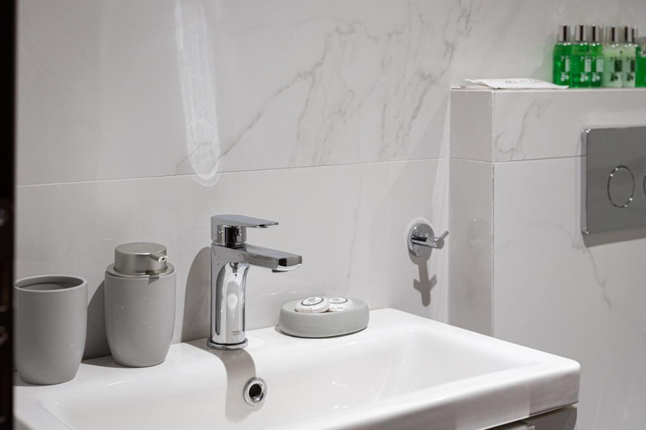 Glyfada Premium Residence Athena Bagian luar foto